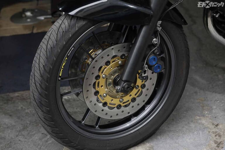 ADVANTAGE EXAC|V-MAXフロント|V-MAXオーナーに朗報! アドバンテージのEXACTホイール換装で重い車体が生まれ変わる