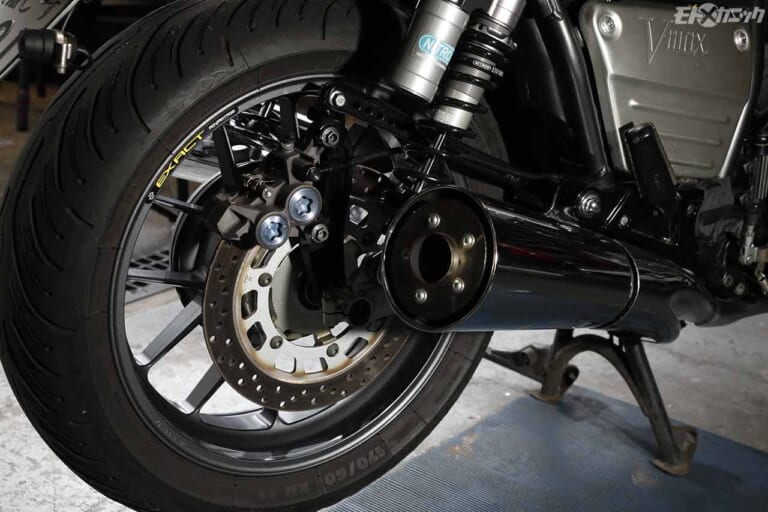 ADVANTAGE EXAC|V-MAXフロント|V-MAXオーナーに朗報! アドバンテージのEXACTホイール換装で重い車体が生まれ変わる