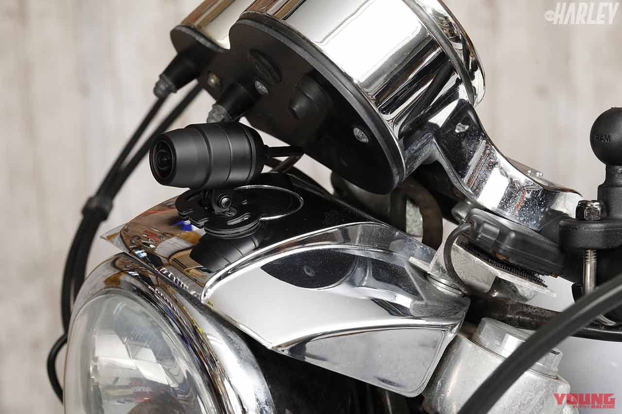 ドライブレコーダー|ミツバサンコーワ EDR-21Gα|フロントカメラ|前後カメラの定番ドラレコがさらに進化! 安全ライディングの必需品〈ミツバサンコーワ EDR-21Gα〉