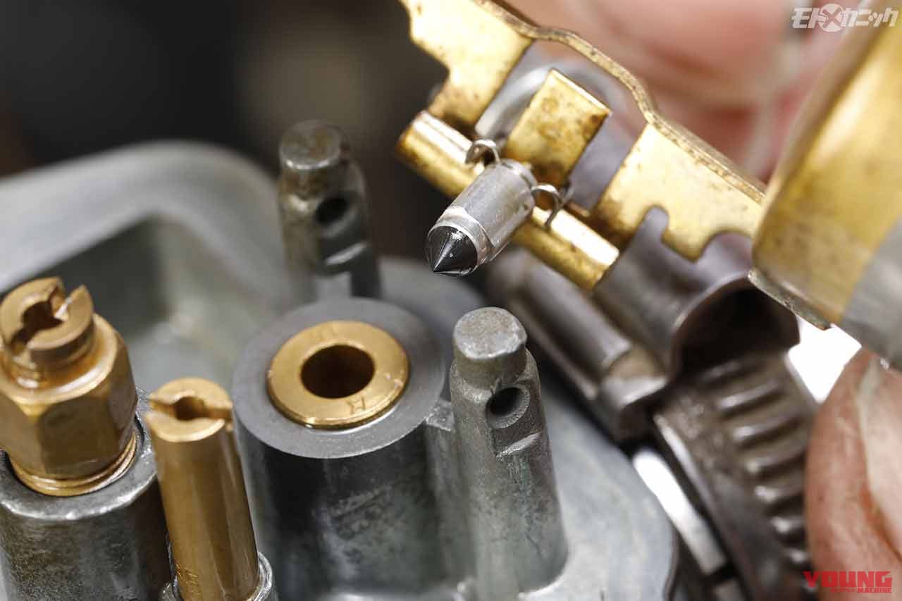 |しばらく乗る予定のないキャブレター車は”ガソリンを抜いておく”のが鉄則