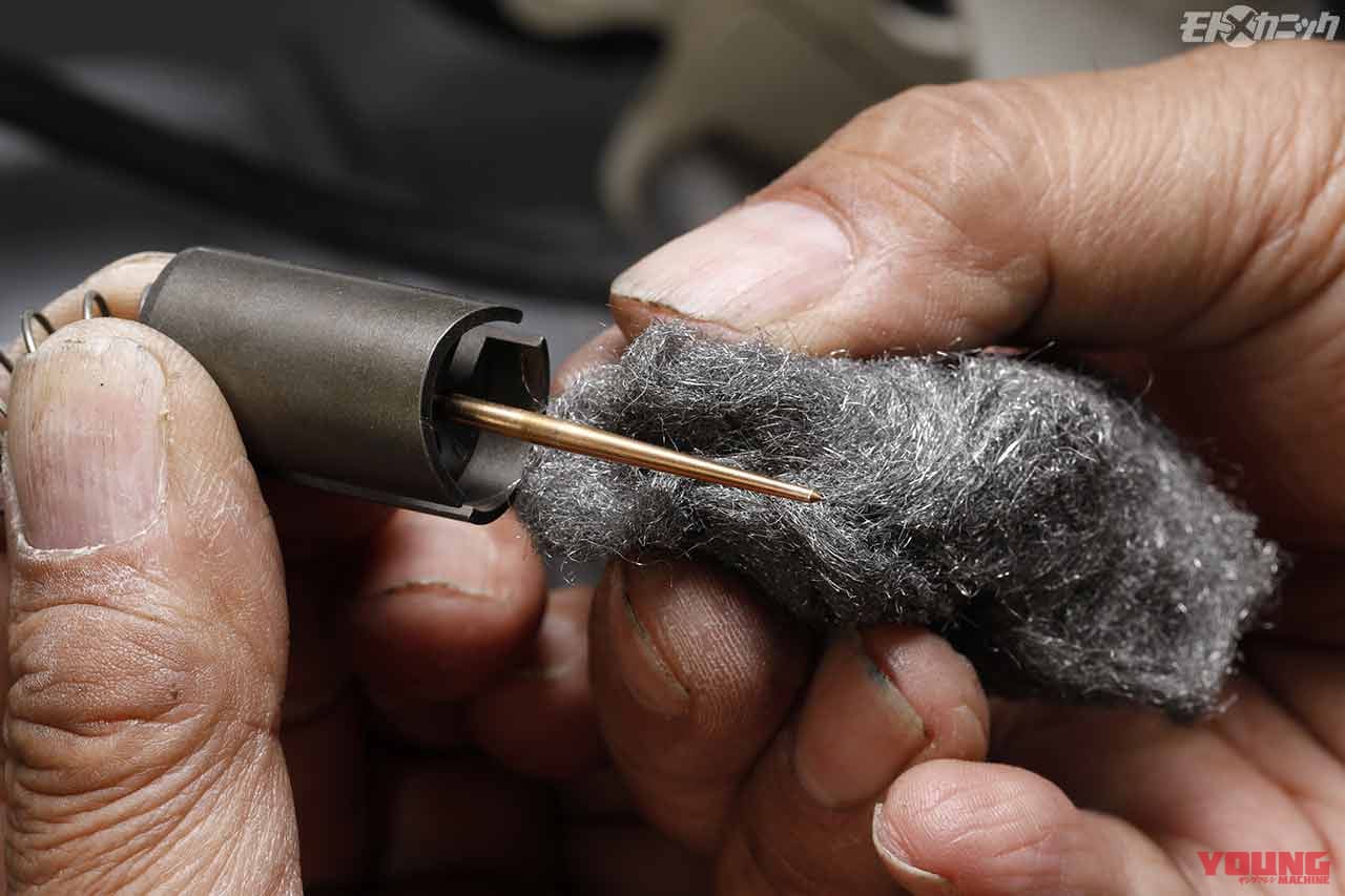 |しばらく乗る予定のないキャブレター車は”ガソリンを抜いておく”のが鉄則