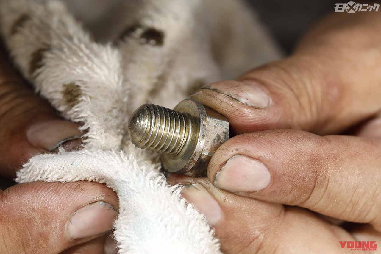 |旧車だからこそオイルメンテ! トリートメント効果で最善の走りを追求できるスーパーゾイル