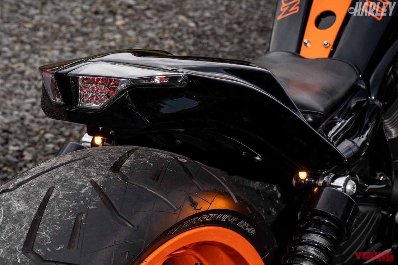 ハーレーダビッドソン VRSCDXナイトロッドスペシャル by HDブイモンスター|リヤフェンダー|ハーレーカスタムトレンドニュース:磨きをかけた近未来フォルム! ’07 VRSCDX ナイトロッドスペシャル