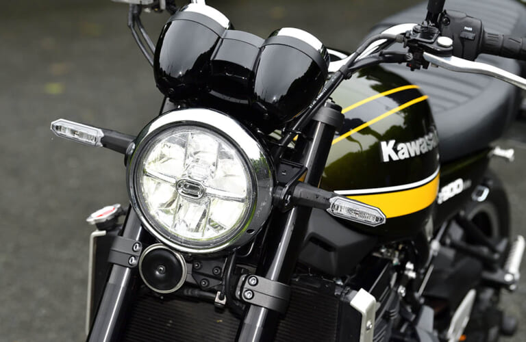カワサキZ900RS人気の理由を分析|ライト|伝統と最新の融合で爆売れ! カワサキZ900RS【丸山浩の人気車分析】