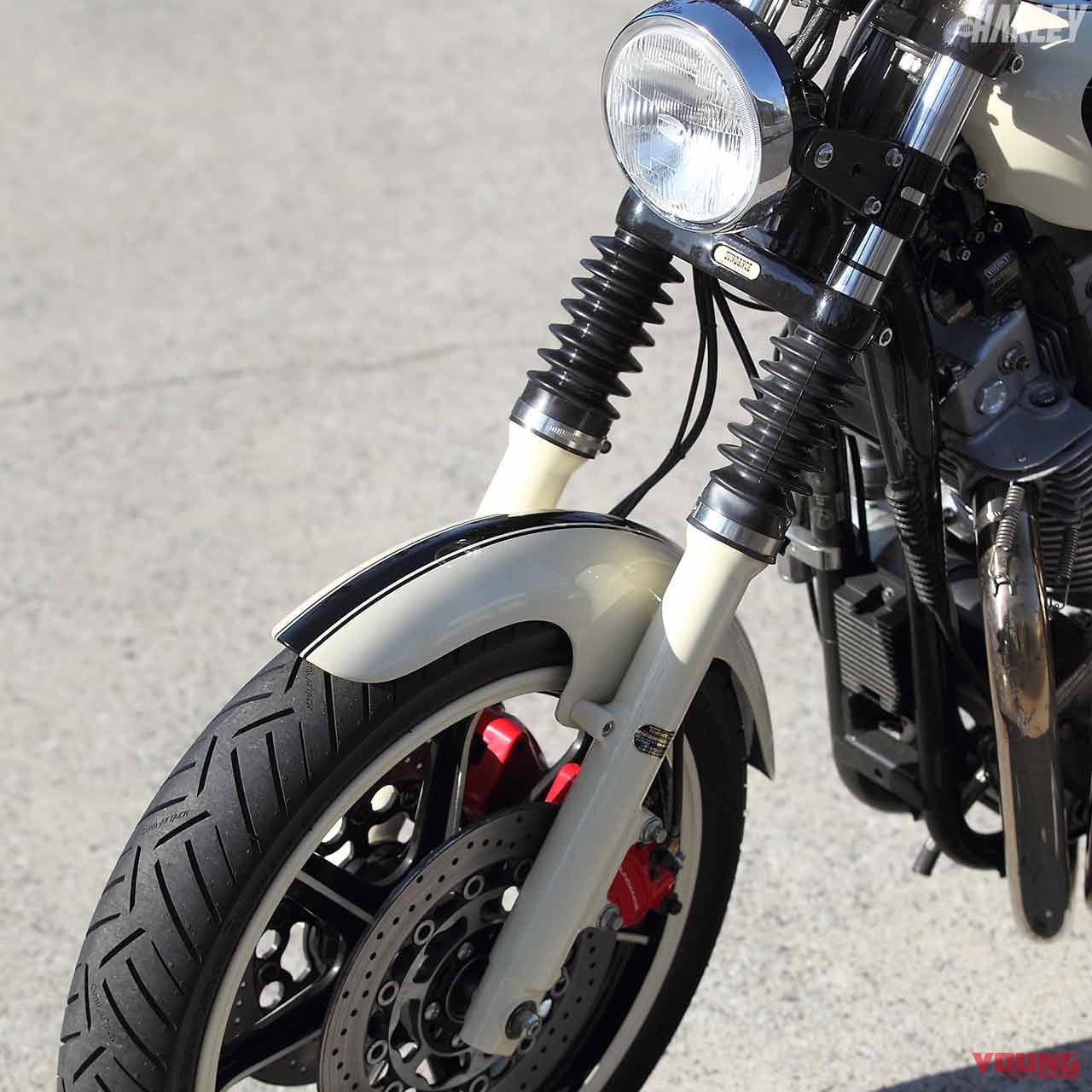 ハーレーカスタム・サンダンス エボニー&アイボリー|フロントまわり|ハーレーカスタム・サンダンス エボニー&アイボリー【車体の完成度の高さに見る達人の技の凄み】