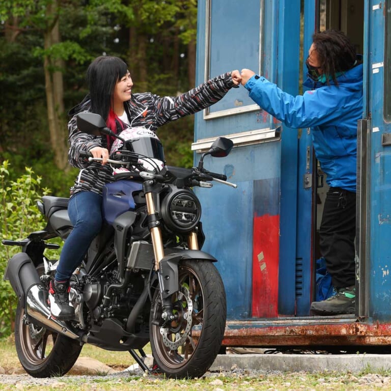 ホンダCB250R|岡崎静夏|岡崎静夏のホンダCB250R試乗インプレッション【シンプル構成だからこそ基本を学べるバイク】