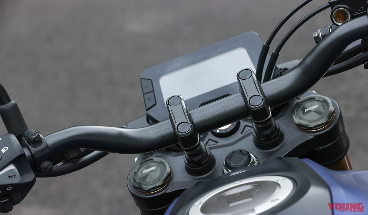 ホンダ CB250R|ハンドル|ホンダCB250Rディテール写真解説【スポーツライディングのスタートにふさわしい基礎マシン】