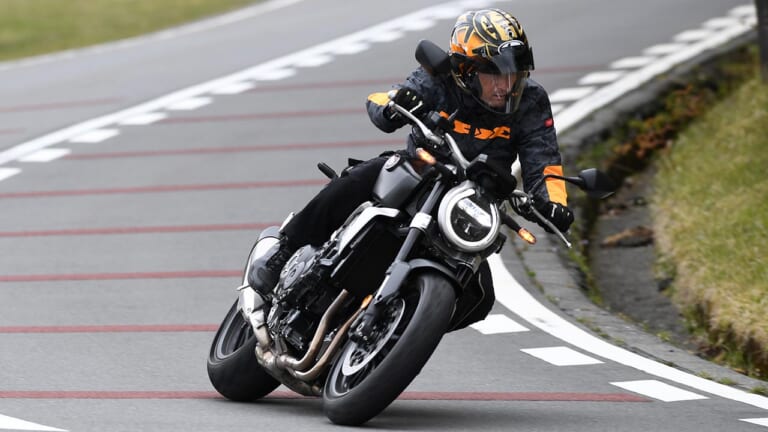 ホンダCB1000R試乗インプレッション【電脳強化でより近未来的に】