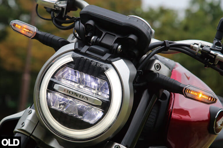 ホンダCB1000R|ヘッドライト旧型|ホンダCB1000R試乗インプレッション【電脳強化でより近未来的に】