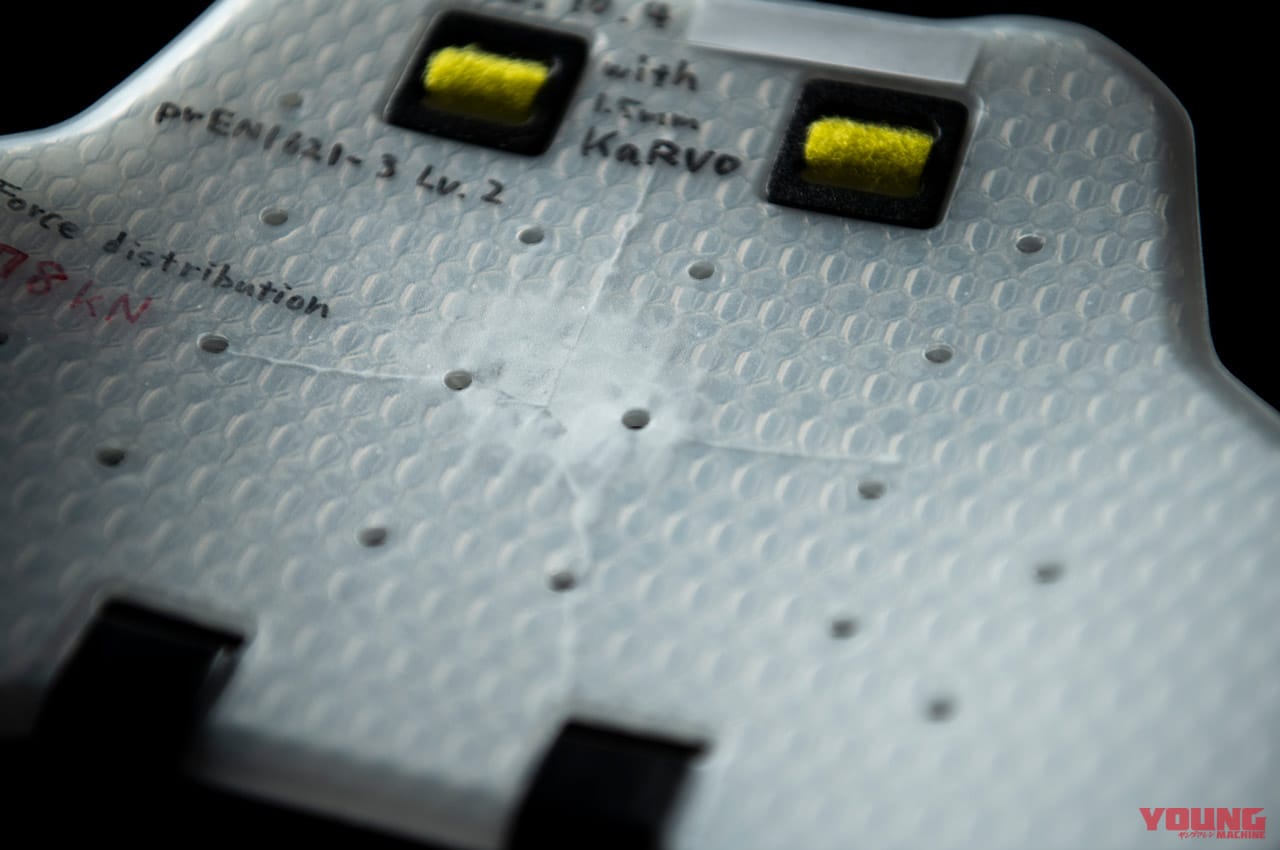 |胸を保護すれば10人に3人は助かる!! アナタの生命を守る”プロテクター”の選び方