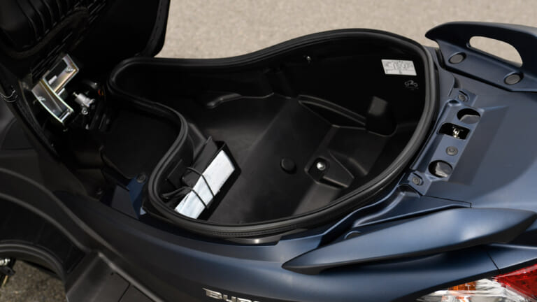 SUZUKI BURGMAN 200 ABS|スズキ バーグマン200 ABS 試乗インプレッション【ついにABSを獲得! 絶妙なサイズ感が光る】