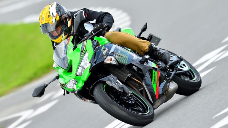 カワサキ ニンジャZX-25R SE KRTエディション試乗インプレ【法定速度内 