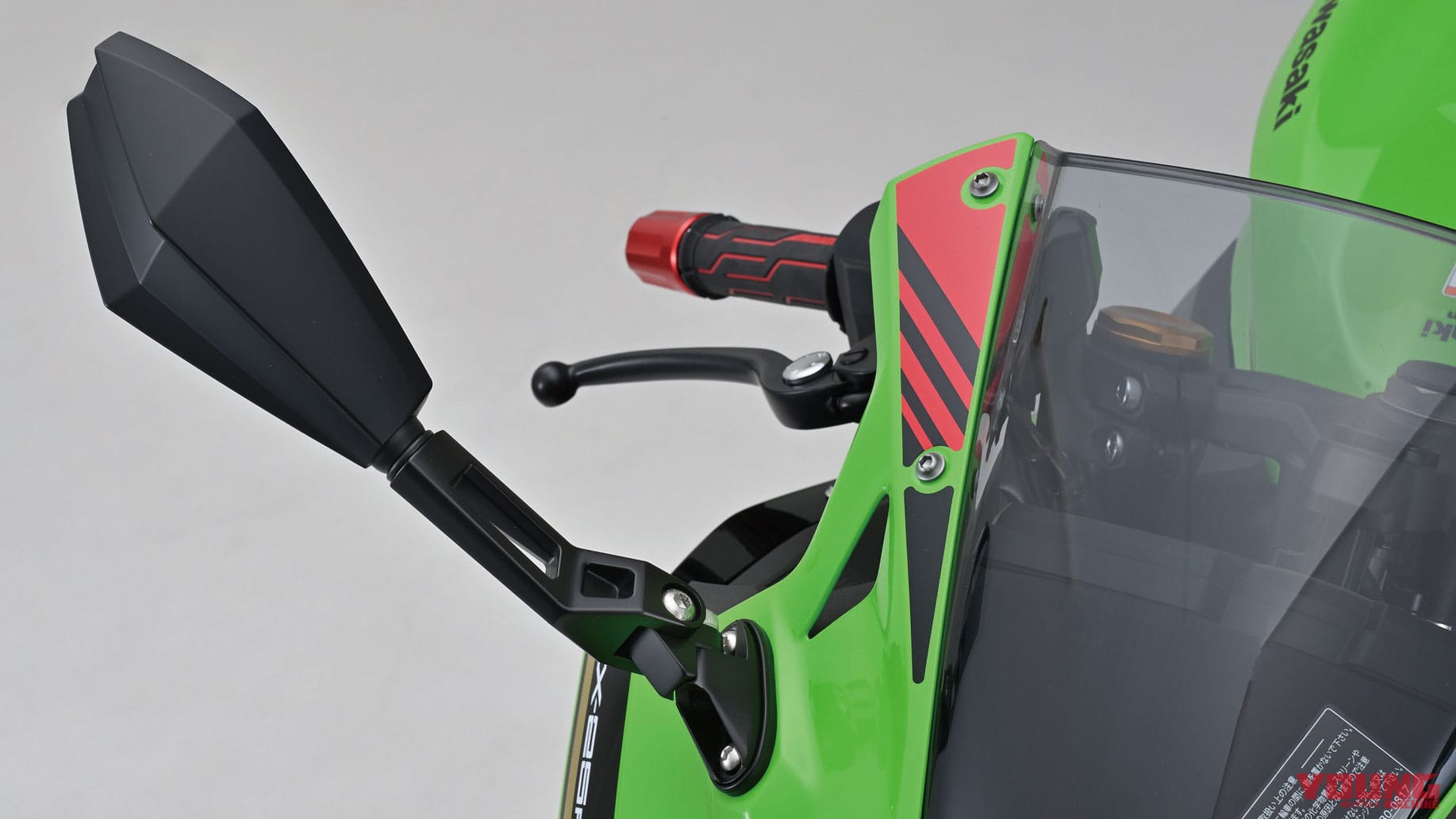 ハイビジミラー カウリング エッジ ショート|最新おすすめカスタムパーツ×7選〈ヨシムラジャパン/デイトナ/アクティブ/ナイトロン etc.〉