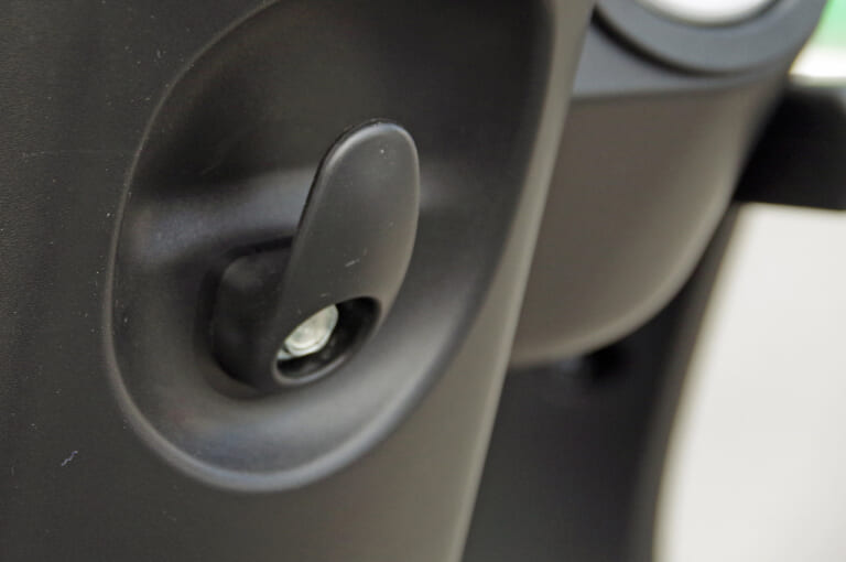 ホンダ ジャイロe:|荷掛けフック|乗って楽しい業務用電動3輪スクーター・ホンダ ジャイロe:試乗インプレッション