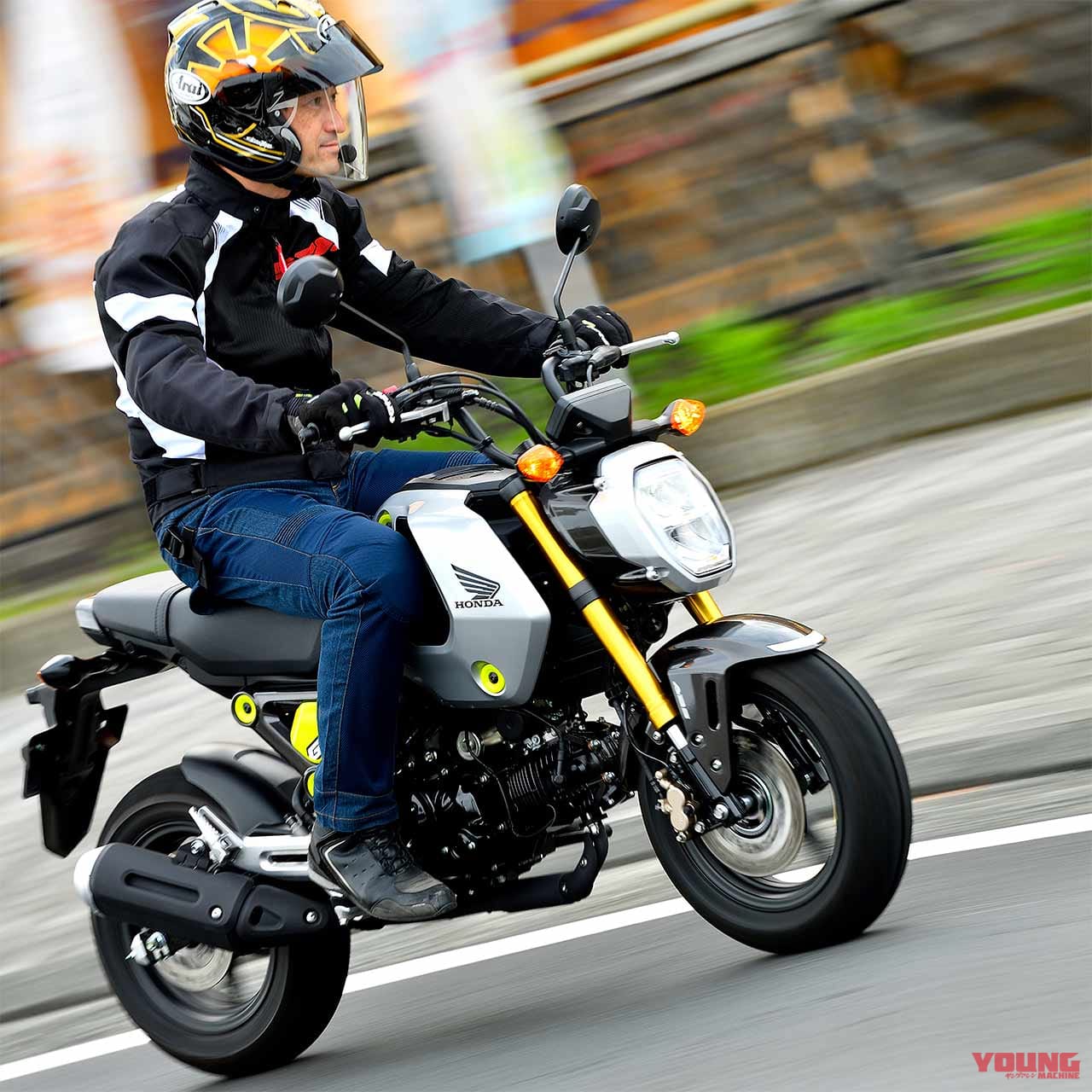 通勤通学と遊びを両立 ホンダ グロム試乗インプレッション 5速化でよりスポーティーに Webヤングマシン 最新バイク情報 通勤通学と遊びを両立 ホンダ グロム試乗インプレッション 5速化でよりスポーティーに Webヤングマシン 最新バイク情報