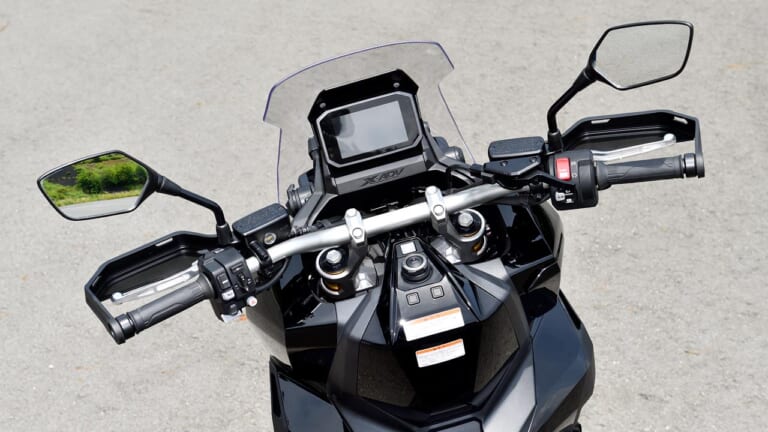ホンダX-ADV|ハンドルまわり|普段使いからダート走行まで! ホンダX-ADV試乗インプレッション【電脳化促進で魅力底上げ】