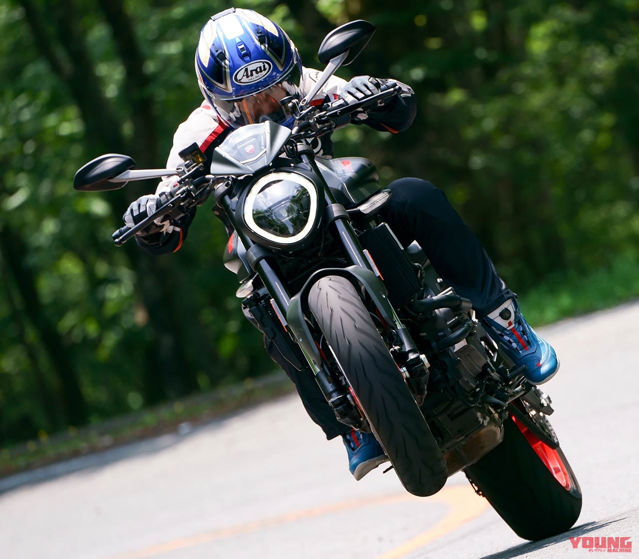 ドゥカティ モンスター+|丸山浩試乗インプレッション|手も足も届く新時代ドカ! ドゥカティ「モンスター+」試乗インプレッション by 丸山浩