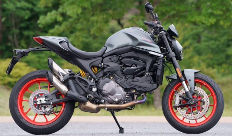 ドゥカティ モンスター+|スタイリング|ドゥカティ モンスター+ ディテール写真解説【29年目の大変革で新たな時代を切り開く】