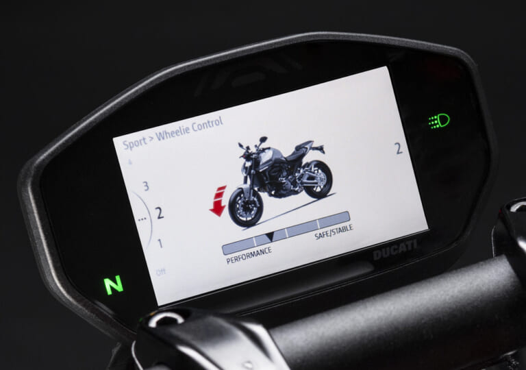 DUCATI MONSTER+|ドゥカティ モンスター+ ディテール写真解説【29年目の大変革で新たな時代を切り開く】