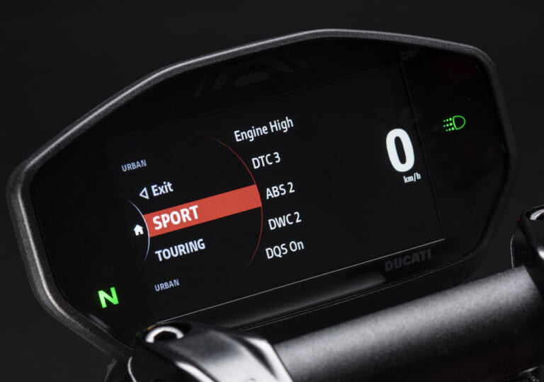 DUCATI MONSTER+|ドゥカティ モンスター+ ディテール写真解説【29年目の大変革で新たな時代を切り開く】