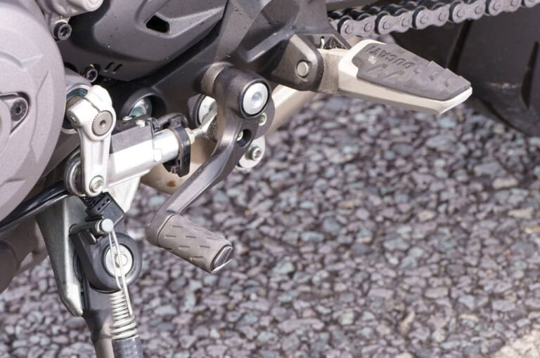 DUCATI MONSTER+|ドゥカティ モンスター+ ディテール写真解説【29年目の大変革で新たな時代を切り開く】