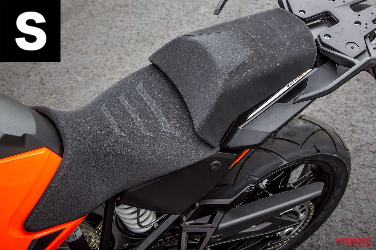 |KTM 1290スーパーアドベンチャーS/R ディテール写真比較【コンパクト&オフ性能アップ】