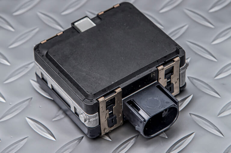 KTM 1290スーパーアドベンチャーS|アクティブクルーズコントロール|ミリ波レーダー装置|KTM 1290スーパーアドベンチャーS/R試乗インプレッション【ビッグオフ界最強の踏破力!】