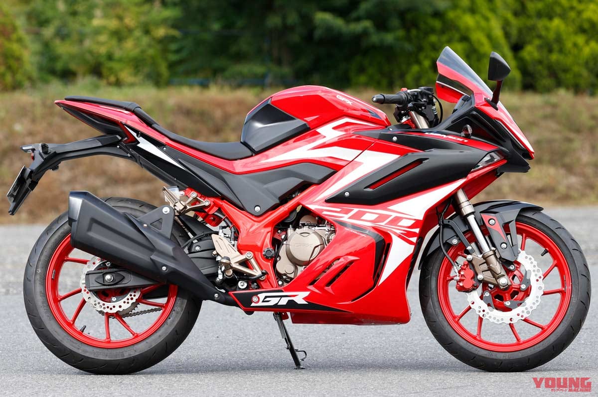GPXデーモンGR200R|GPX最新主力モデル試乗インプレ【敷居低く楽しめる軽二輪フルカウル/カフェレーサー/ネイキッド】