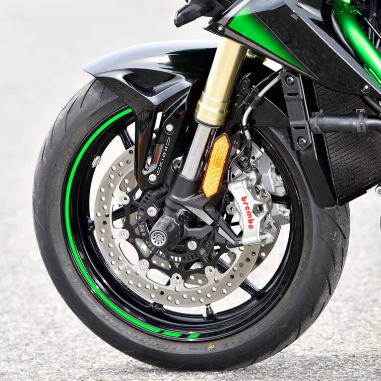 カワサキZ H2 SE|フロントフォーク&ブレーキ|カワサキZ H2 SE試乗インプレッション【振り幅の広い電子制御サスペンションで魅力アップ】