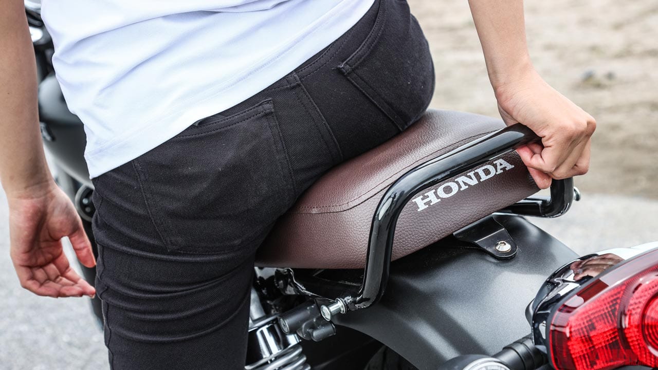 |ホンダGB350ディテール写真解説【扱いやすさとフィーリングにこだわる新世代ネイキッド】