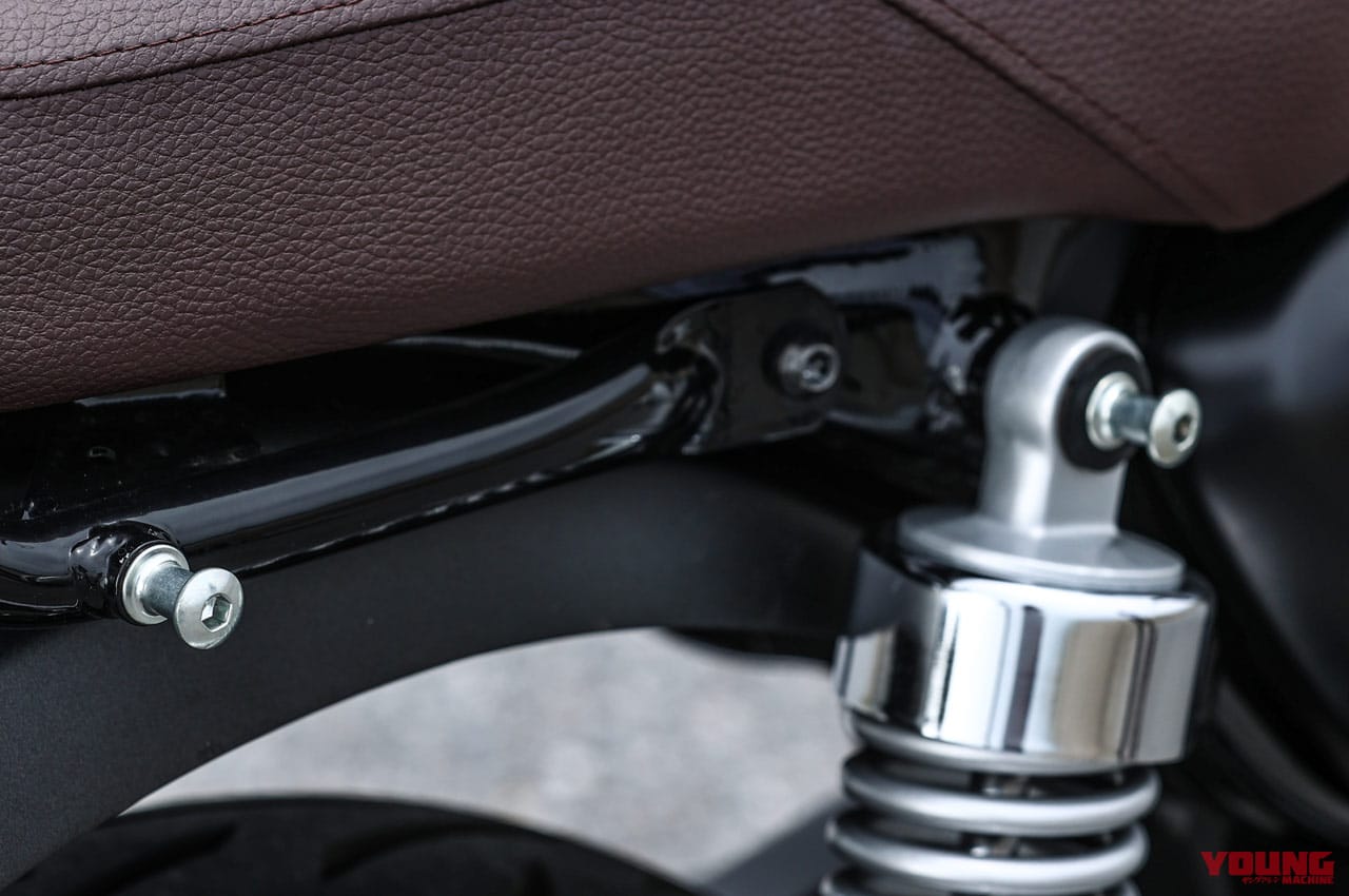 ホンダ GB350|荷掛けフック|ホンダGB350ディテール写真解説【扱いやすさとフィーリングにこだわる新世代ネイキッド】