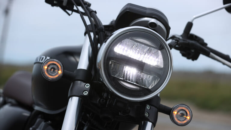 ホンダ GB350|ヘッドライト|ホンダGB350ディテール写真解説【扱いやすさとフィーリングにこだわる新世代ネイキッド】
