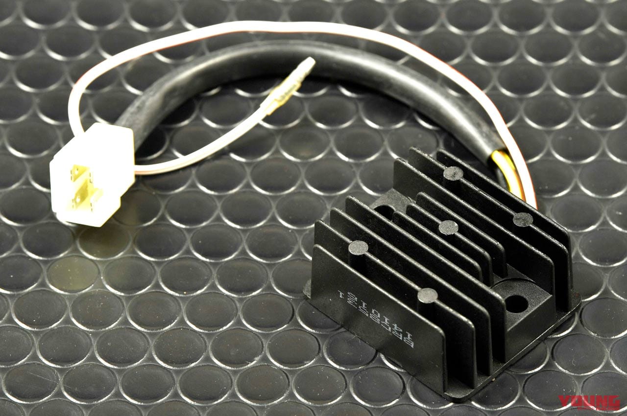 |’80s国産名車・カワサキZ400FX完調メンテナンス【エンジン腰上オーバーホールで往年の輝きを復活!】