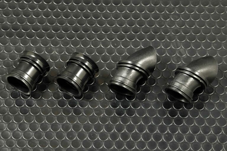 ’80s国産名車|カワサキZ400FX|インテークラバー|’80s国産名車・カワサキZ400FX完調メンテナンス【エンジン腰上オーバーホールで往年の輝きを復活!】