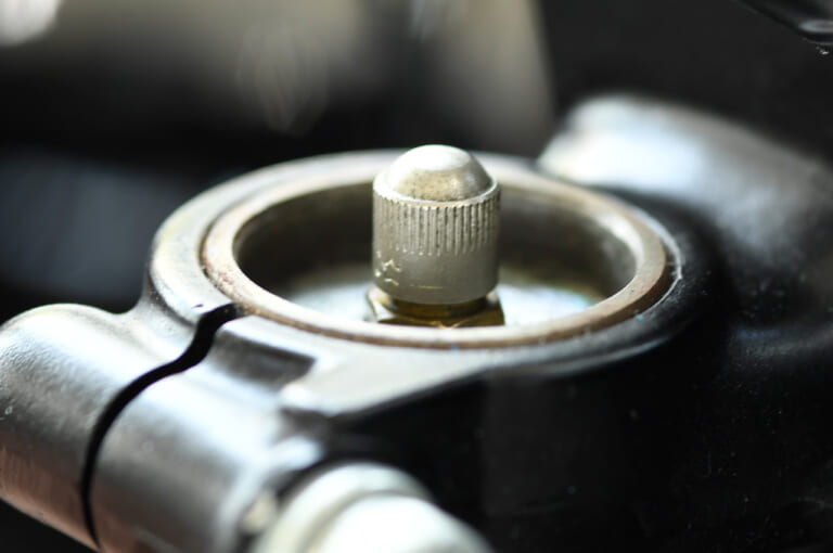 ’80s国産名車|カワサキZ400FX|フロントフォーク|’80s国産名車・カワサキZ400FX完調メンテナンス【エンジン腰上オーバーホールで往年の輝きを復活!】