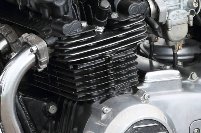 ’80s国産名車|カワサキZ400FX|エンジン|’80s国産名車・カワサキZ400FX完調メンテナンス【エンジン腰上オーバーホールで往年の輝きを復活!】