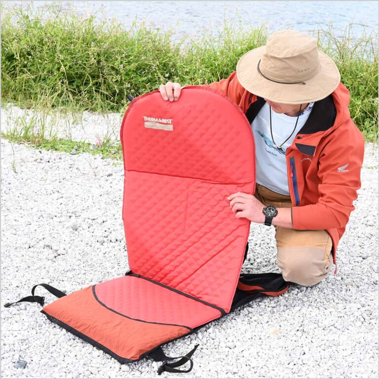 バイクでソロキャンプ|ライター・ヤタガイのこだわり|サーマレストチェア|“バイクでソロキャンプ”荷物どっさりキャンパー・ヤタガイの場合【載るなら全部持っていく!】