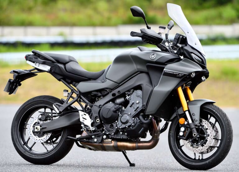 ヤマハ トレーサー9GT|スタイリング|ヤマハ トレーサー9GTディテール写真解説【電サス/シフター/クルコン装備のお買い得仕様】