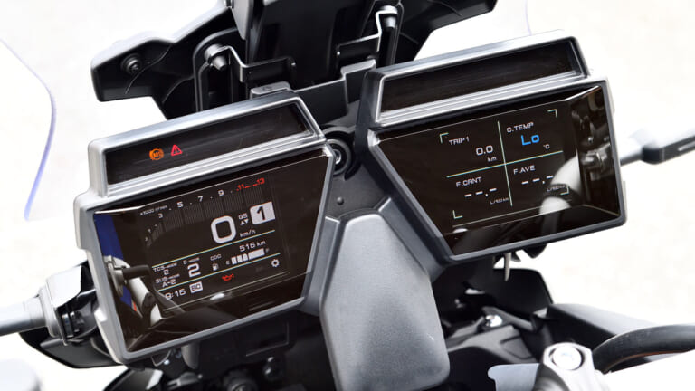 ヤマハ トレーサー9GT|メーター|ヤマハ トレーサー9GTディテール写真解説【電サス/シフター/クルコン装備のお買い得仕様】