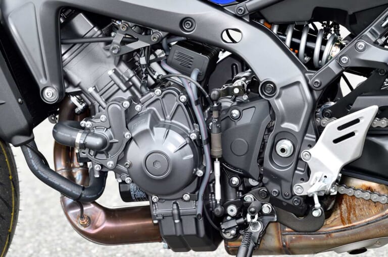 ヤマハMT-09|エンジン|ヤマハMT-09/SPディテール写真解説【エンジン/フレーム/電子制御:全盛りフルモデルチェンジ】
