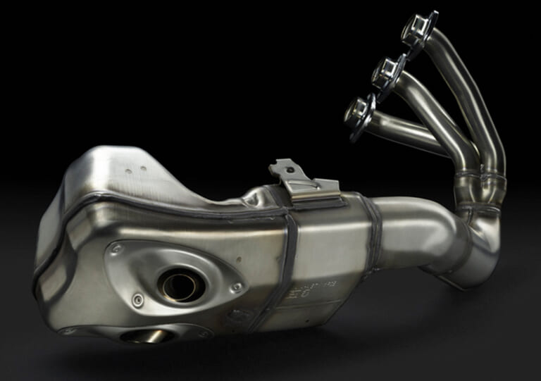 ヤマハMT-09|マフラー|新型ヤマハMT-09/トレーサー9GT開発者インタビュー【コントロール性と刺激の両立を】