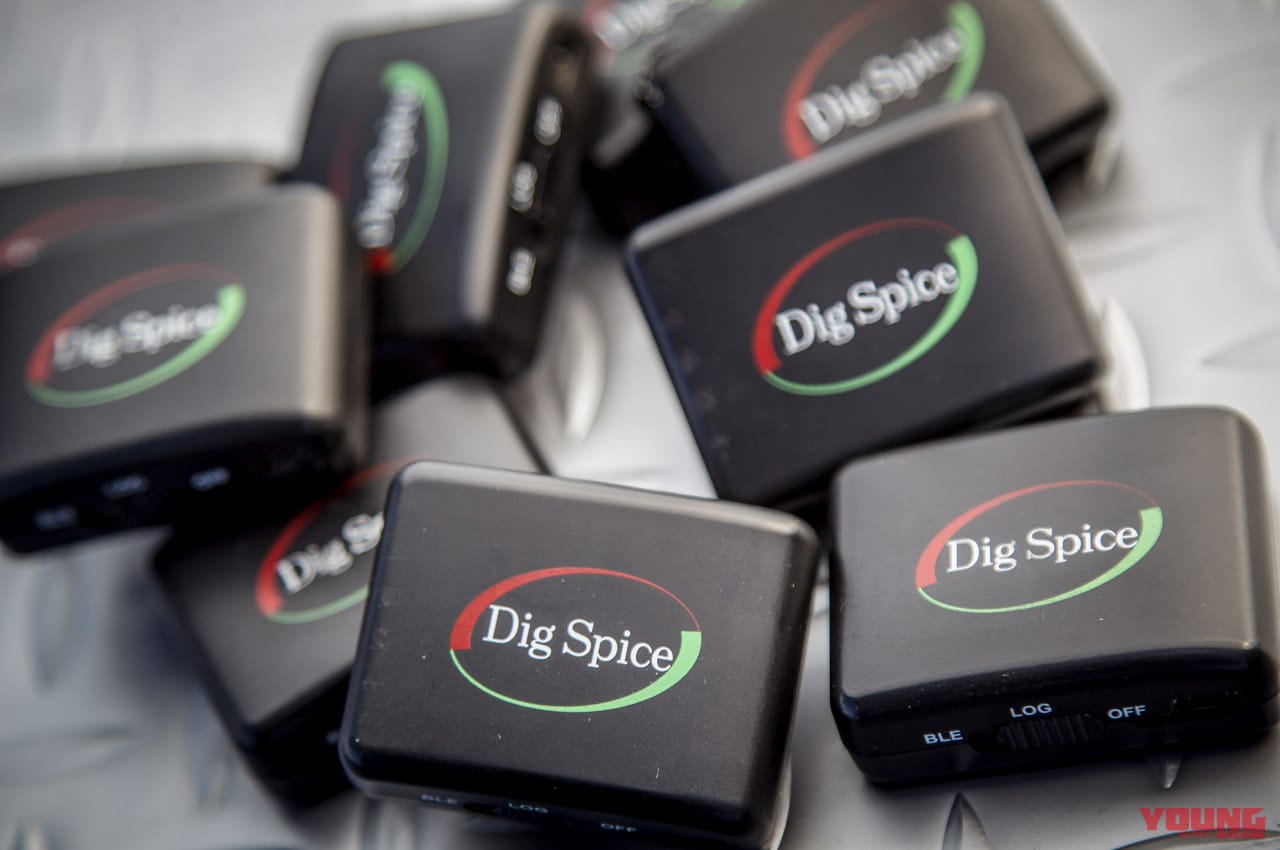 |令和の原付二種HY戦争勃発?! ヤマハNMAX vs ホンダPCX〈#2 試乗インプレッション比較〉