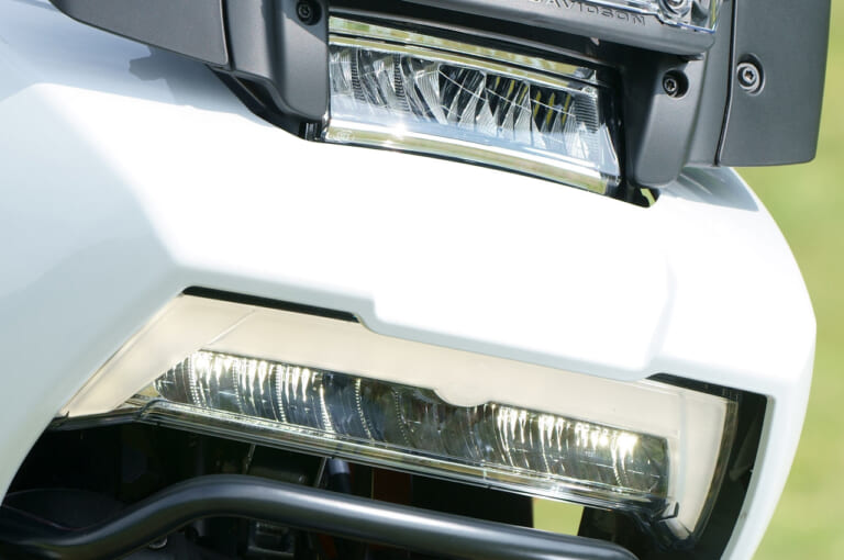 ハーレーダビッドソン パンアメリカ1250スペシャル|コーナリングランプ|ホントに初モノ!? 驚きの完成度:ハーレーダビッドソン パンアメリカ1250/スペシャル ディテール解説