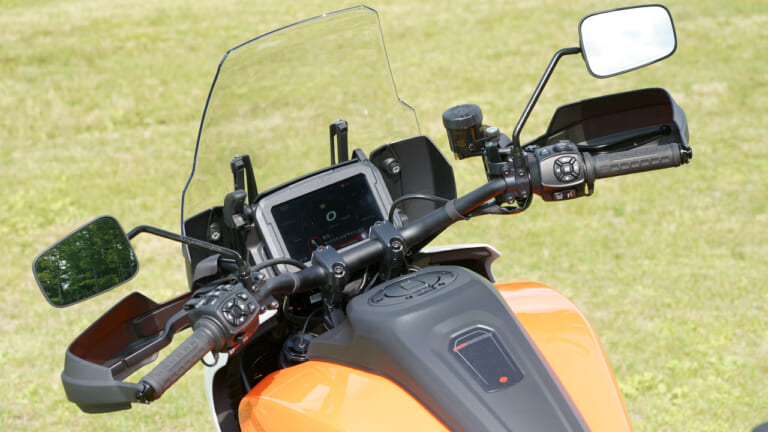 ハーレーダビッドソン パンアメリカ1250/スペシャル|コクピット|ホントに初モノ!? 驚きの完成度:ハーレーダビッドソン パンアメリカ1250/スペシャル ディテール解説