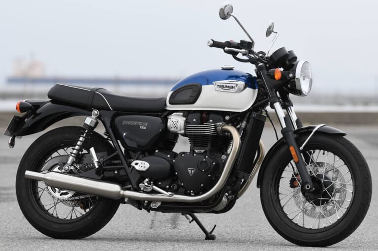 【直売純正】Triumph　トライアンフ　Bonneville　ボンネビル　T100　T120　ストリートツイン　ストリートスクランブラー　本革シート トライアンフ用