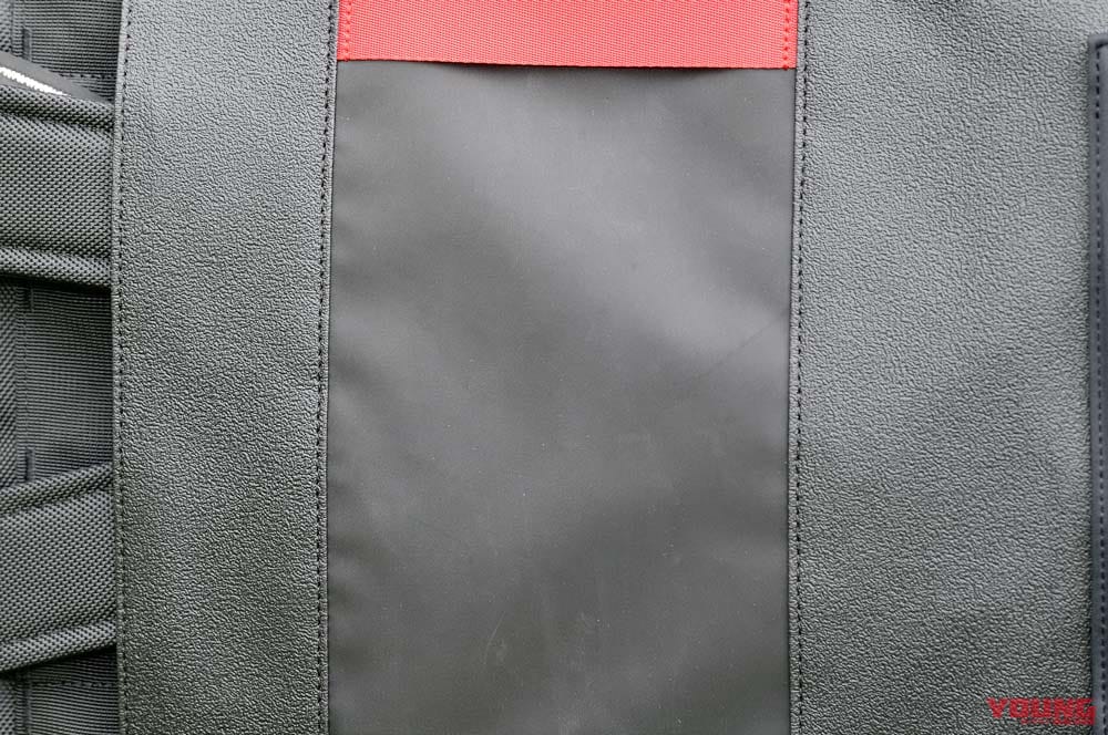 ヘンリービギンズ 2WAYシートバッグ DH-751|底面|ヘンリービギンズ 2WAYシートバッグ試用インプレ【バックパックとしても使えるスクエアタイプ】