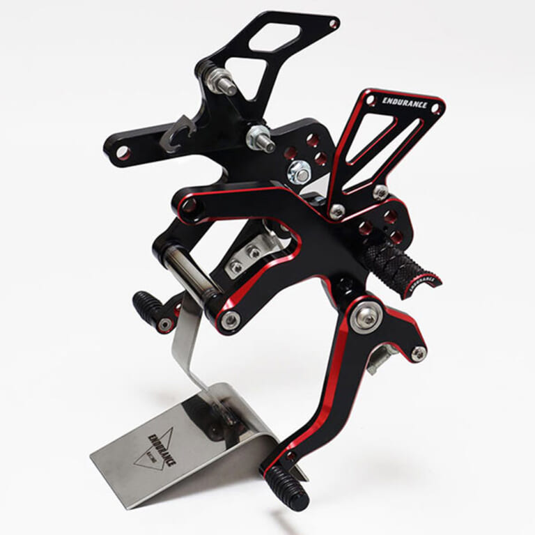 エンデュランス|ニンジャZX-25R ニンジャZX-25R バックステップキット|最新おすすめカスタムパーツ×8選〈デイトナ/ストライカー/エンデュランス/ヨシムラジャパン etc.〉