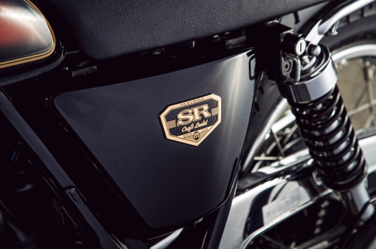 ワイズギア|SR400クラフトビルド外装セット|サイドカバー|エンブレム|SR400サンバーストがまだ買える! ヤマハ純正カスタム外装セットが登場!〈ワイズギア〉