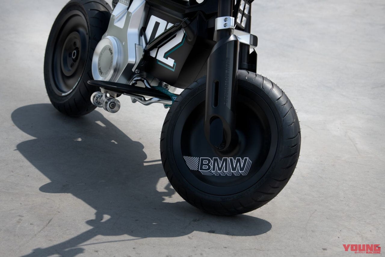 BMW Motorrad Concept CE02|ドイツ製モンキー125みたいのキタ!? BMWが電動バイクのコンセプトモデルを公開