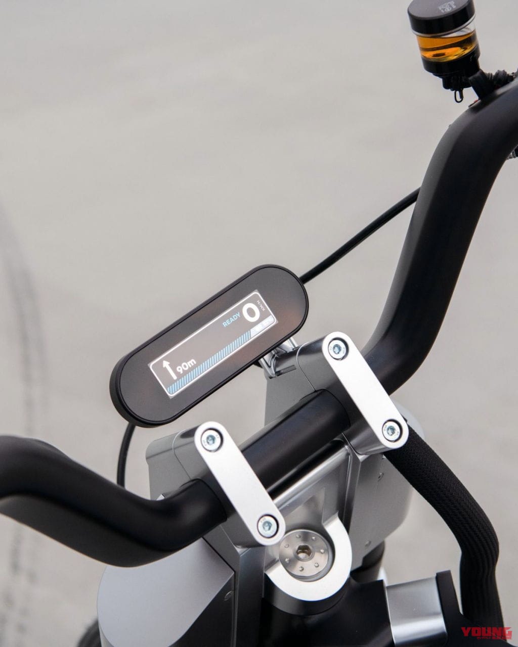 BMW Motorrad Concept CE02|ドイツ製モンキー125みたいのキタ!? BMWが電動バイクのコンセプトモデルを公開